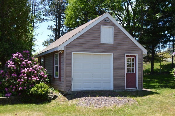 26 Circle Hill Road Salem, MA 01970 - Photo 10 of 13 Gallery Image 10
