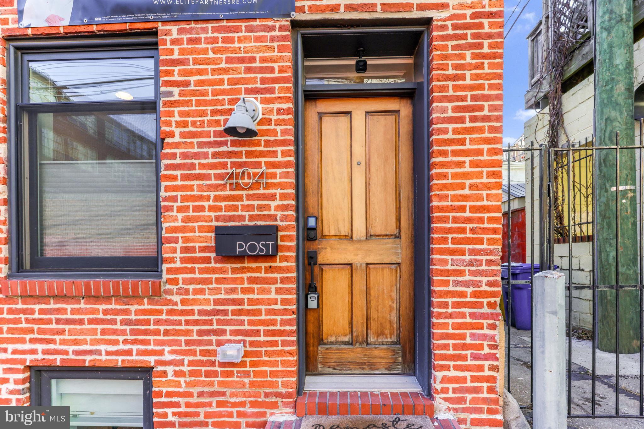 404 South Castle Street Baltimore, MD 21231 - Photo 2 of 47 a view of front door of house