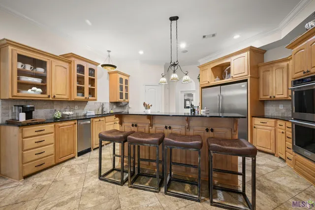 $750,000 | 11429 Home Port Drive, Maurepas, LA 70449