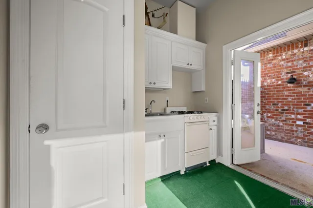 $750,000 | 11429 Home Port Drive, Maurepas, LA 70449