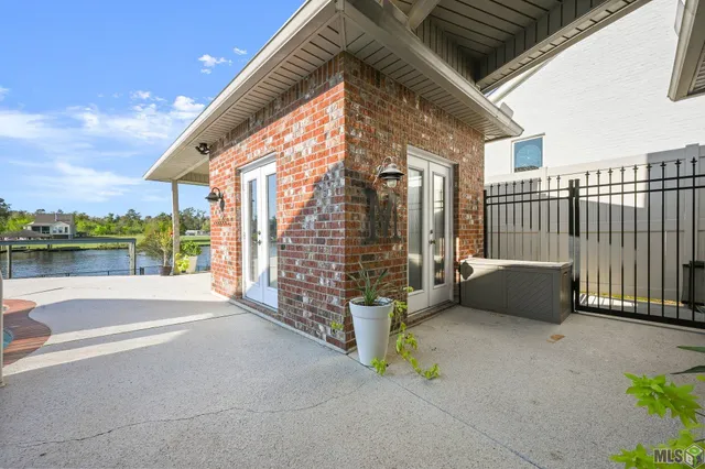 $750,000 | 11429 Home Port Drive, Maurepas, LA 70449