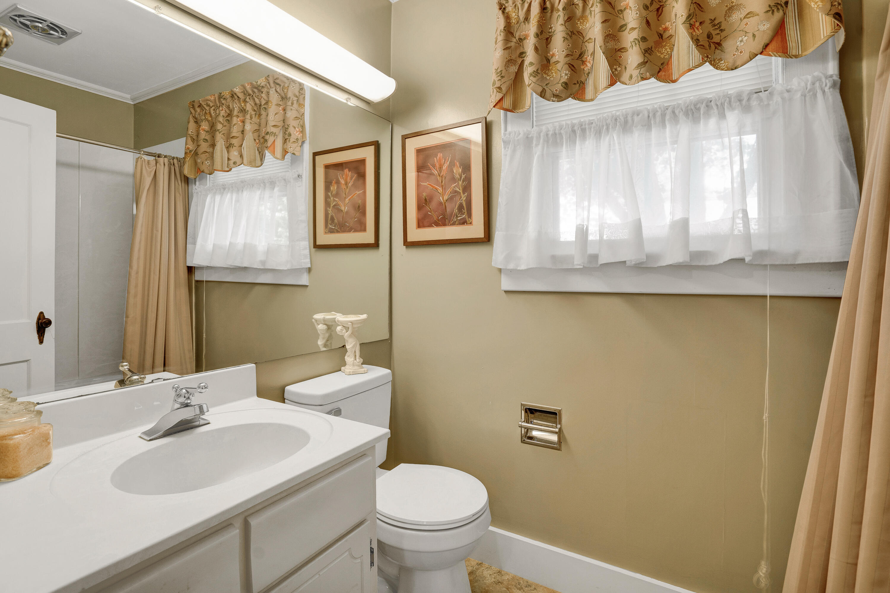 106 Todd Avenue Dalton, GA 30721 - Photo 25 of 37 106ToddAve-27