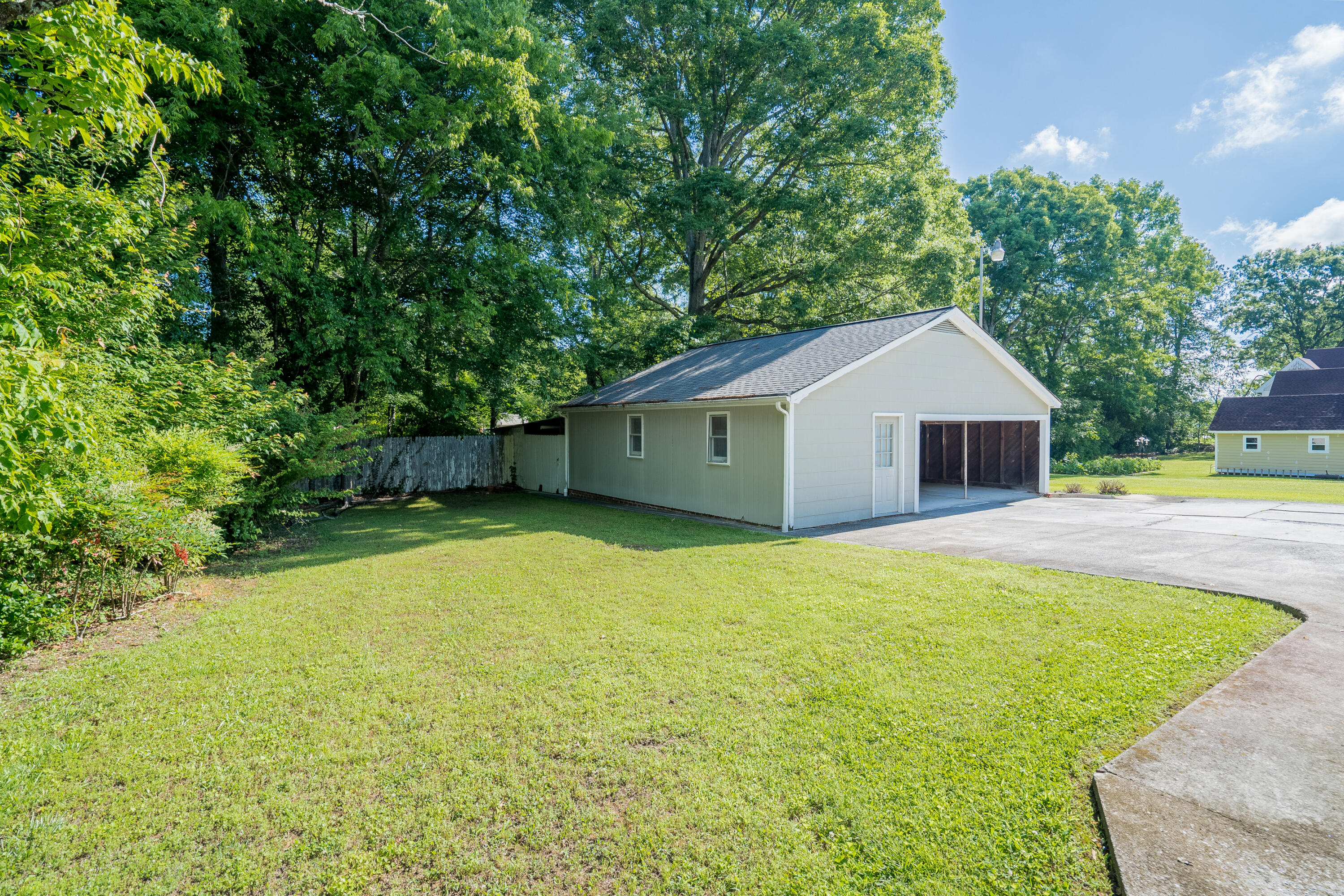 106 Todd Avenue Dalton, GA 30721 - Photo 32 of 37 106ToddAve-40
