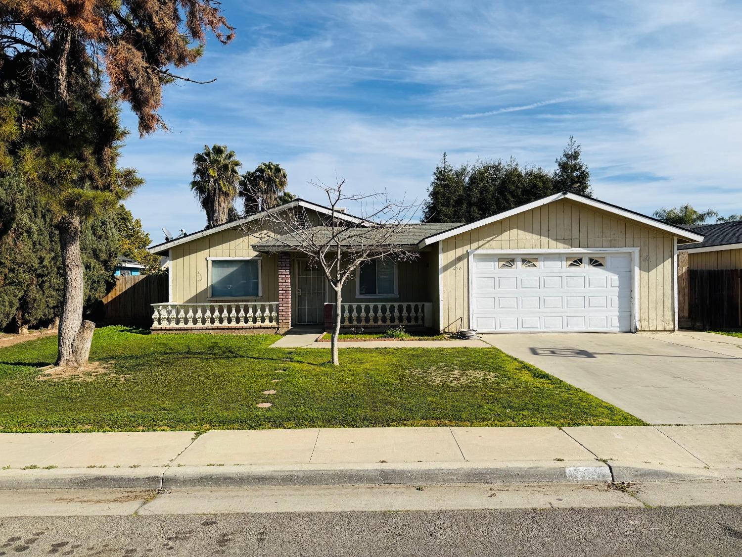250 North Kady Avenue Reedley, CA 93654 - Photo 1 of 1 Gallery Image 1