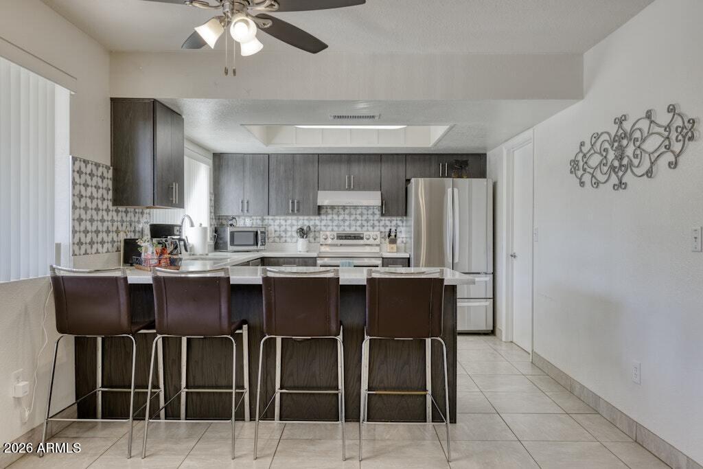 4523 East Phelps Road Phoenix, AZ 85032 - Photo 6 of 17 Kitchen