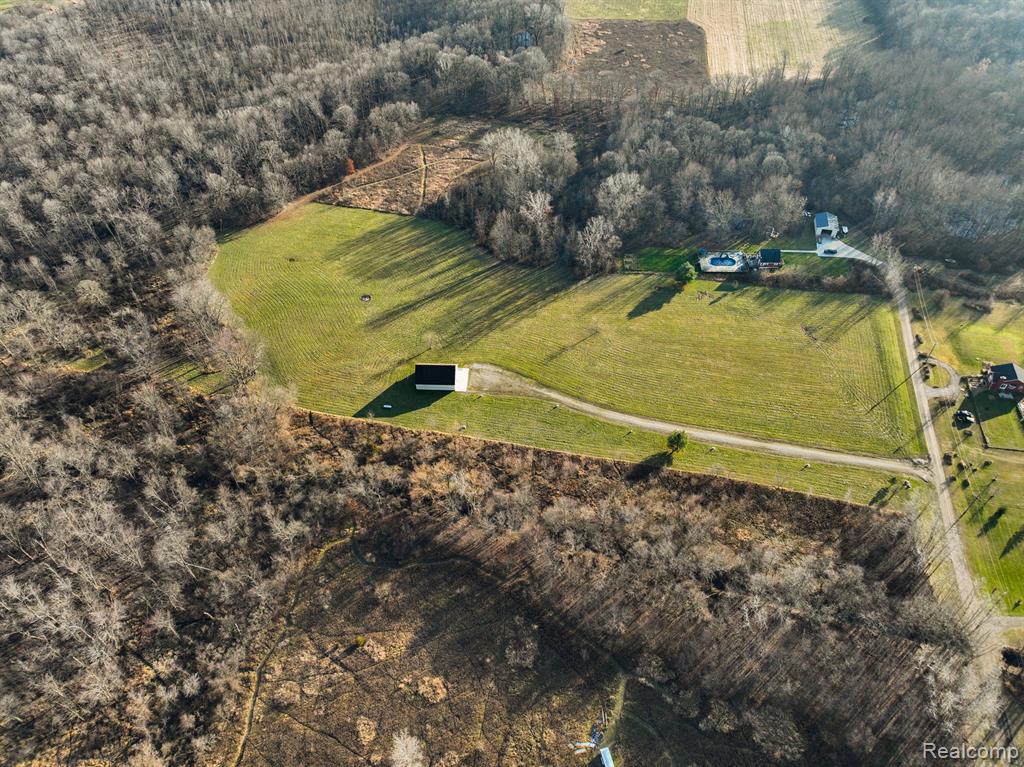 9377 Crofoot Road Fowlerville, MI 48836 - Photo 6 of 26