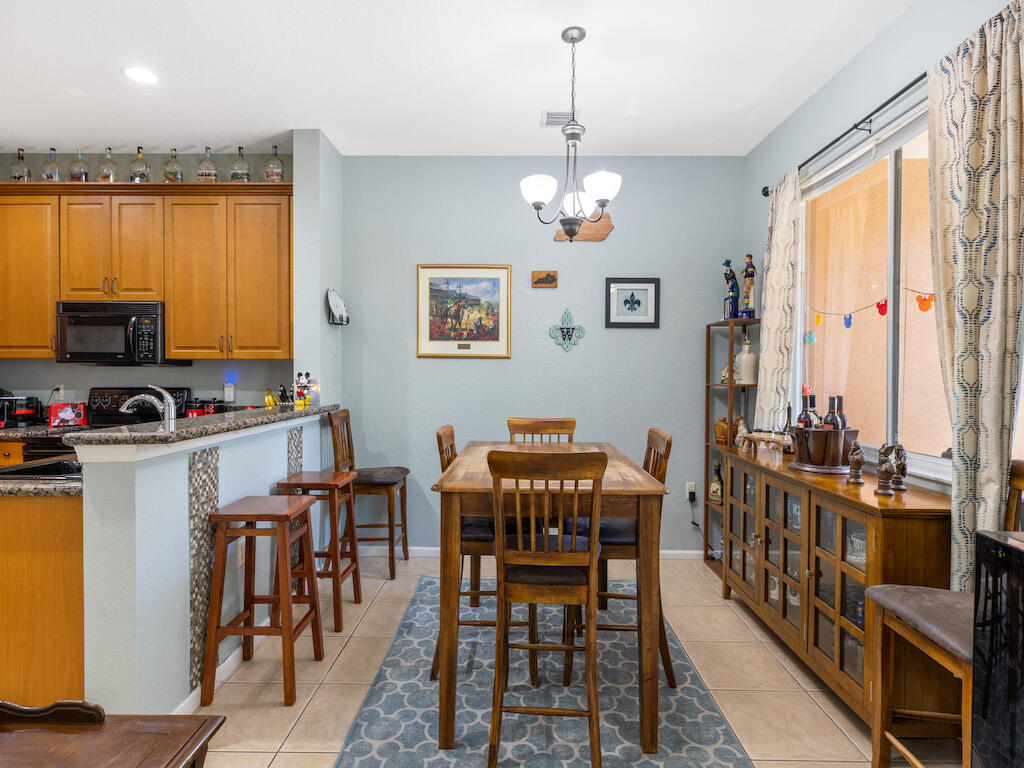 2571 Langrove Lane Southwest Vero Beach, FL 32962 - Photo 15 of 33 0B2A9352