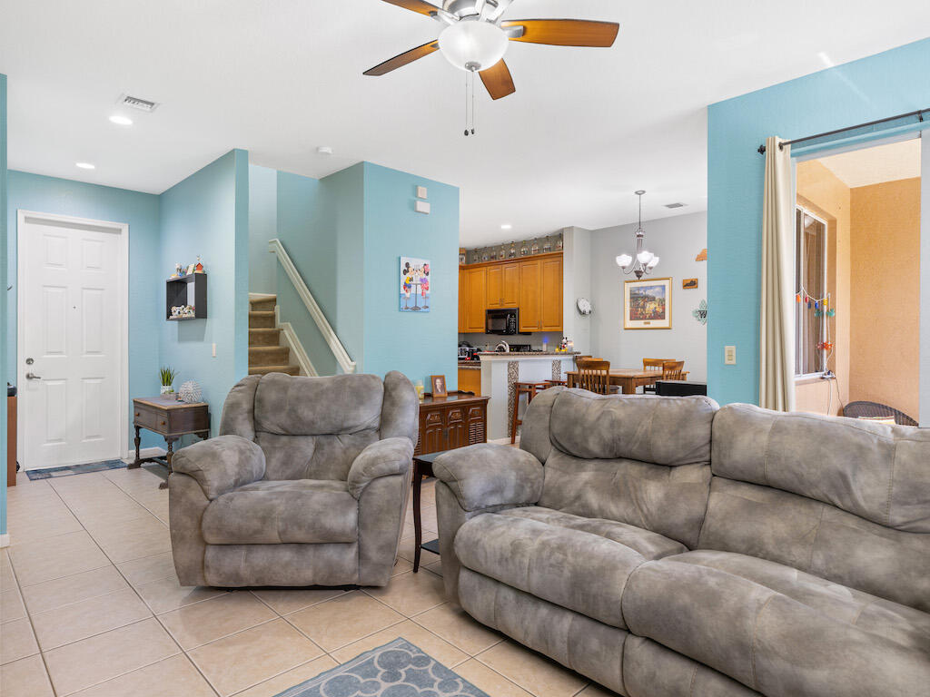 2571 Langrove Lane Southwest Vero Beach, FL 32962 - Photo 6 of 33 0B2A9257