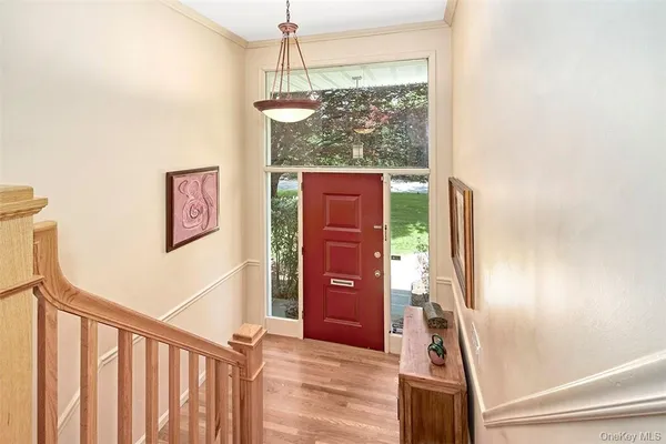 $2,099,000 | 21 Douglas Circle, Rye, NY 10580