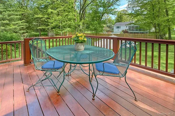 $2,099,000 | 21 Douglas Circle, Rye, NY 10580