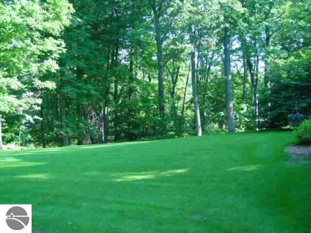 1067 West Long Lake Road Traverse City, MI 49685 - Photo 3 of 25 1730066-2.JPG
