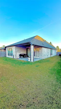 $2,500 | 15707 Autumn Sun Court, Conroe, TX 77302