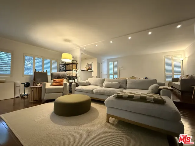 $4,950 | 2318 Fox Hills Drive, Unit 105, Los Angeles, CA 90064