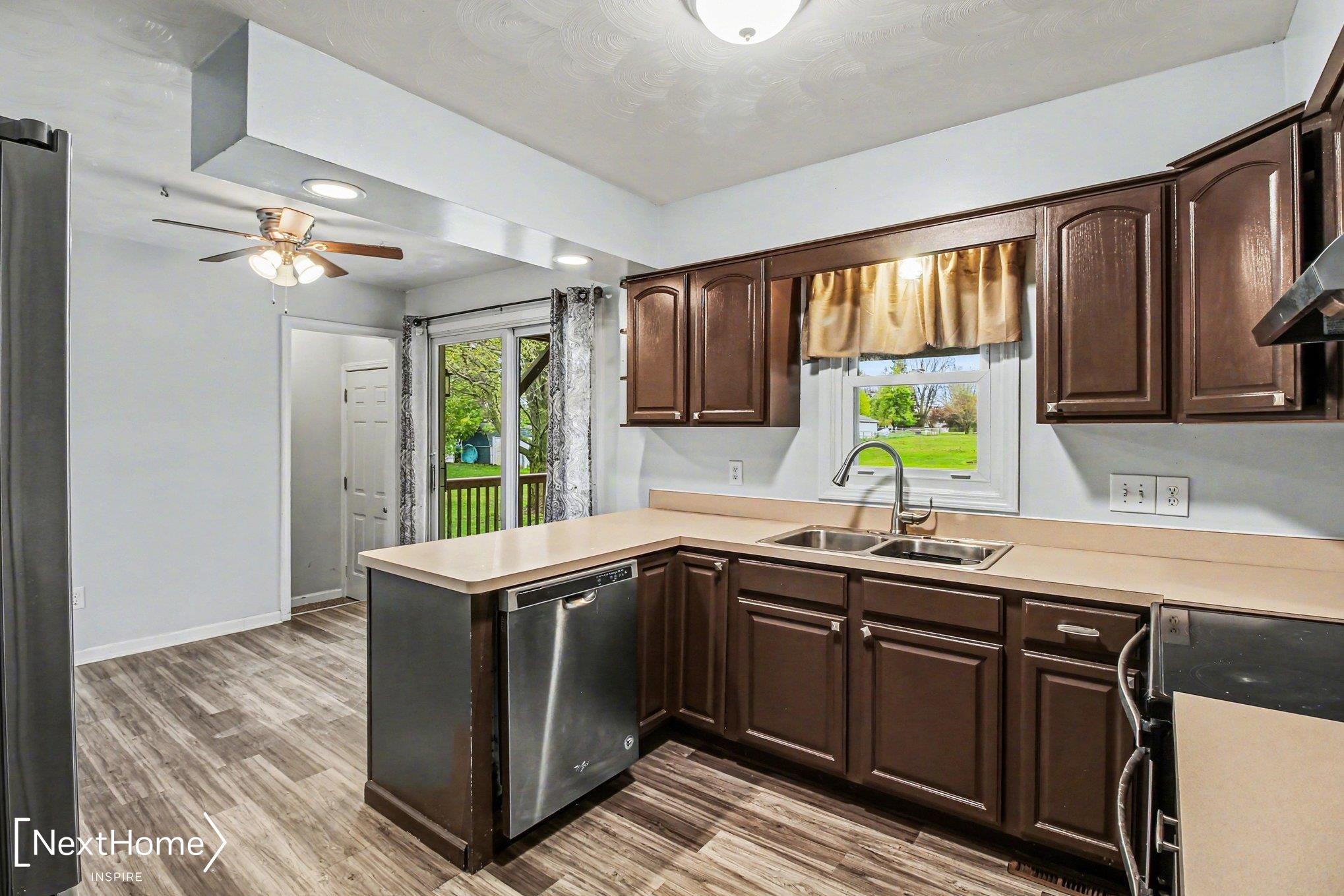 1601 Layton Road Fowlerville, MI 48836 - Photo 9 of 33