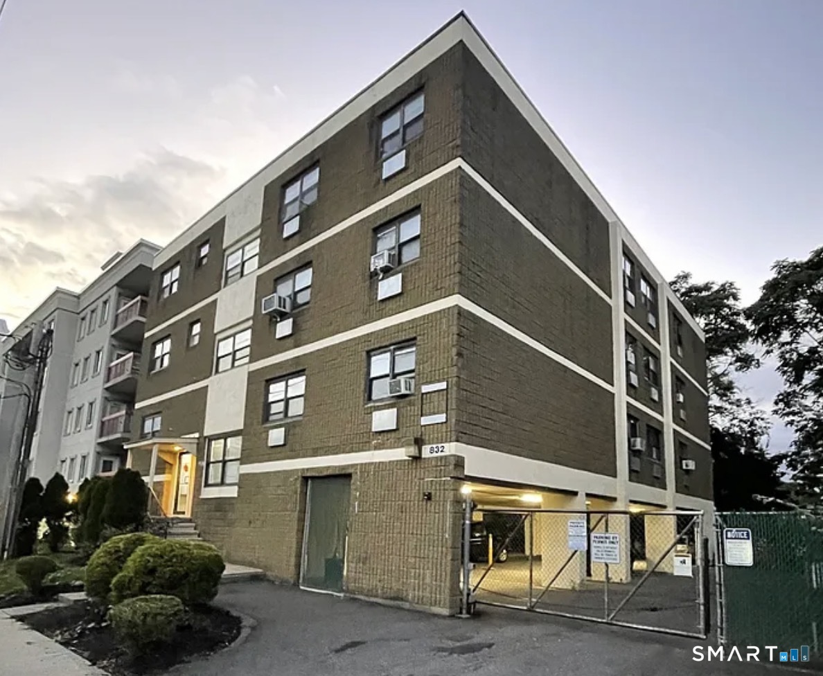 832 Atlantic Street, Unit 3A Bridgeport, CT 06604 - Photo 5 of 6