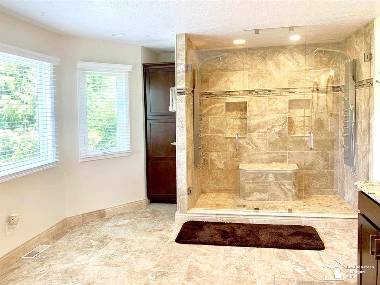 8000 Douglas Road Lambertville, MI 48144 - Photo 27 of 37