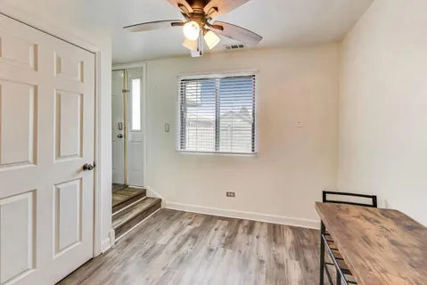 $209,500 | 8420 162nd Place, Unit 4, Tinley Park, IL 60487