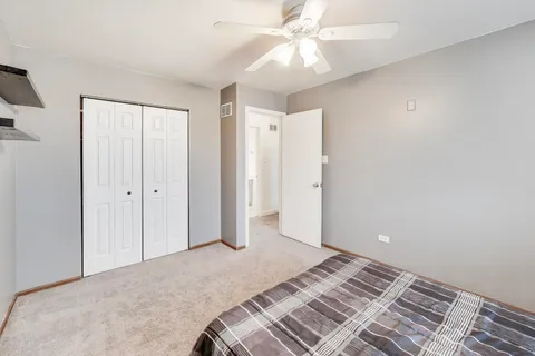 $209,500 | 8420 162nd Place, Unit 4, Tinley Park, IL 60487