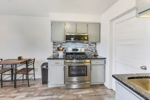 $209,500 | 8420 162nd Place, Unit 4, Tinley Park, IL 60487