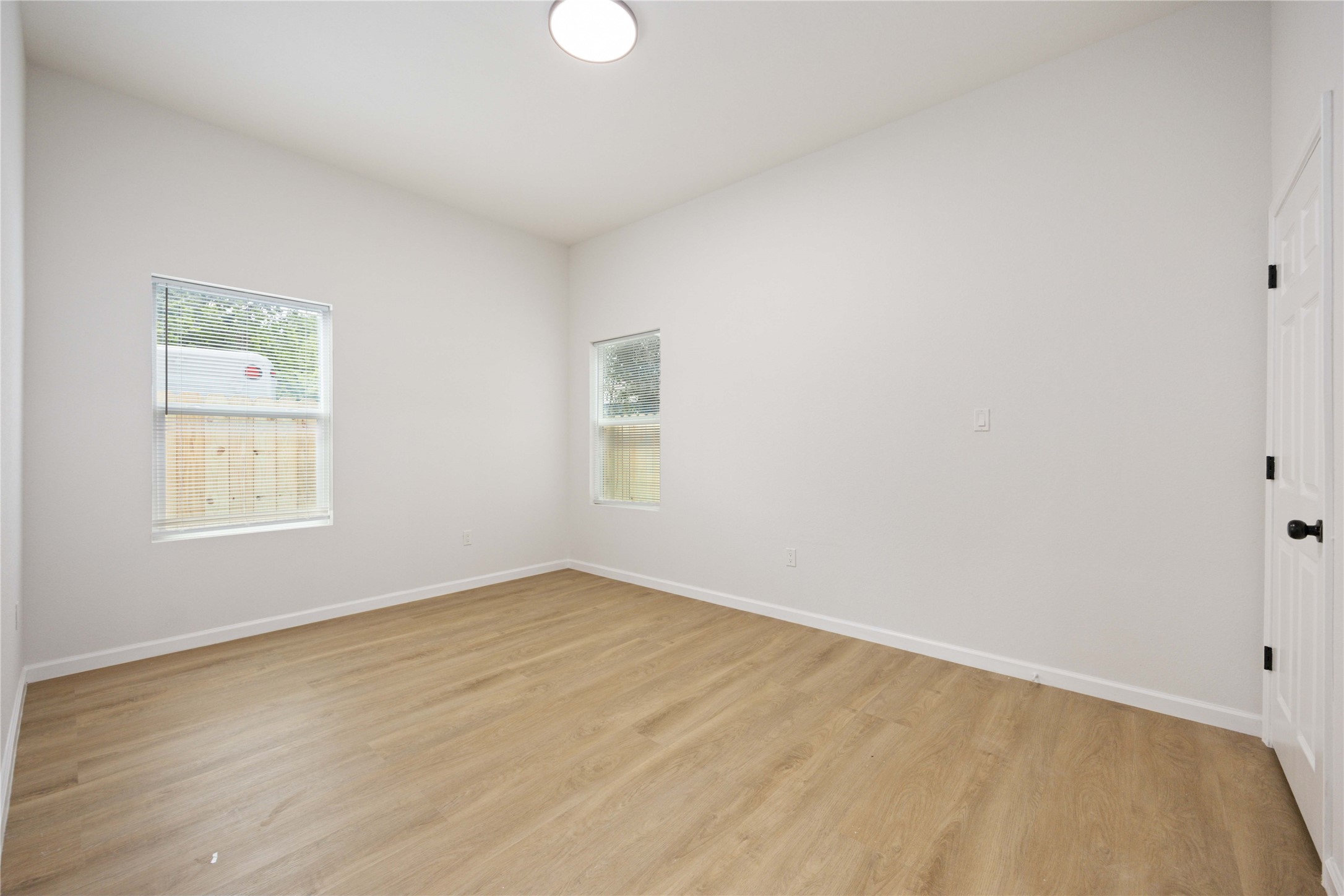 309 Massachusetts Street Houston, TX 77029 - Photo 13 of 25