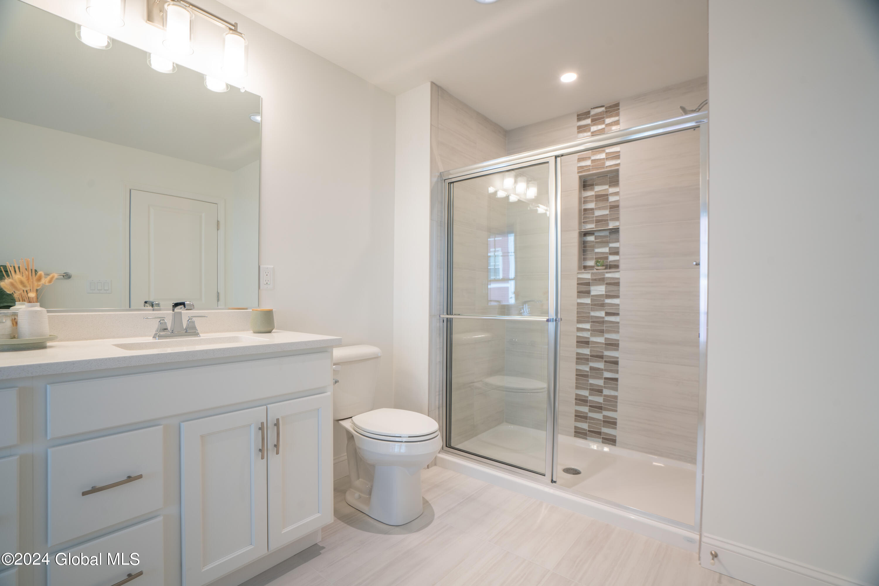 44 Landon Lane Malta, NY 12020 - Photo 15 of 16 DSC05780