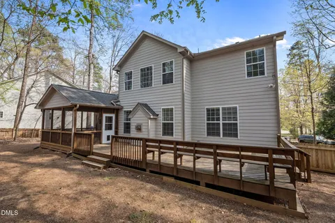 $785,000 | 215 Hopesworth Court, Hillsborough, NC 27278