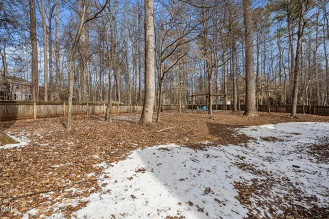 $800,000 | 215 Hopesworth Court, Hillsborough, NC 27278