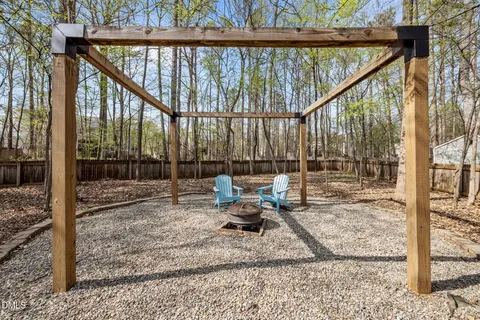 $785,000 | 215 Hopesworth Court, Hillsborough, NC 27278