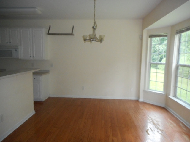 409 Burrell Road Durham, NC 27703 - Photo 7 of 24 Breakfast Area