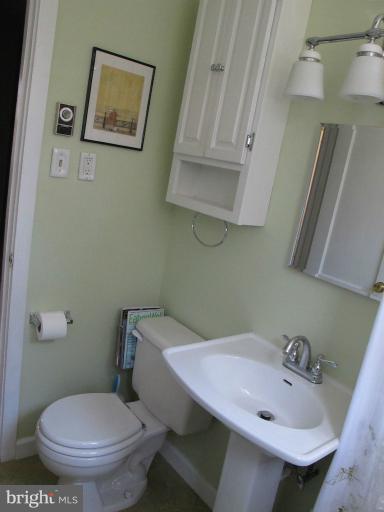 1 Research Road Greenbelt, MD 20770 - Photo 28 of 30 Bath 2