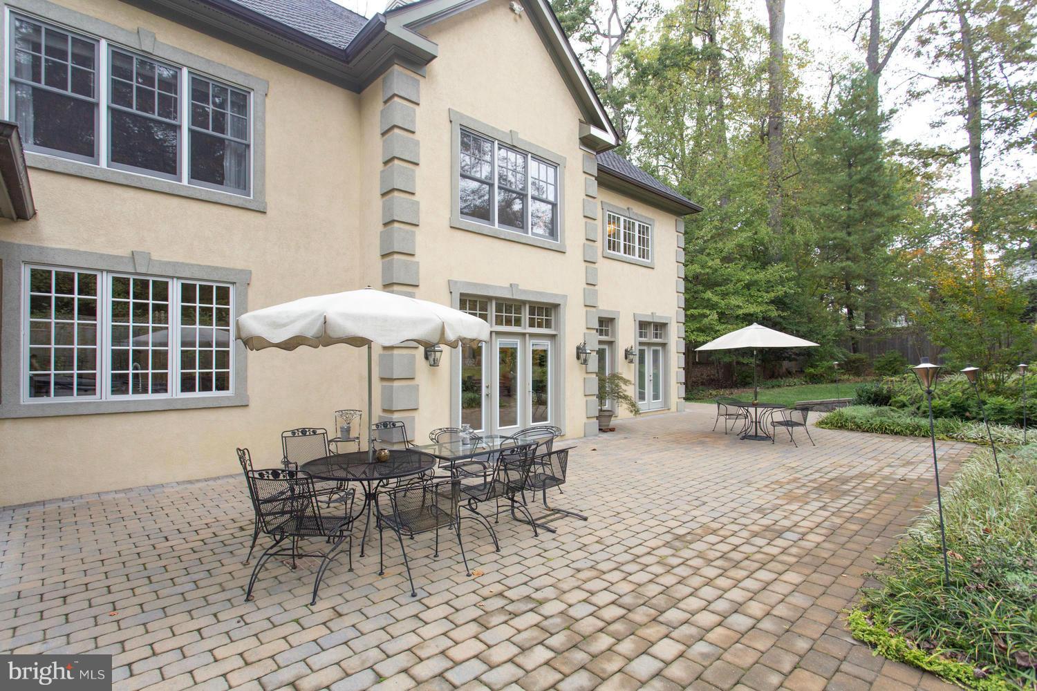 5949 Oakdale Road McLean, VA 22101 - Photo 28 of 30 Patio