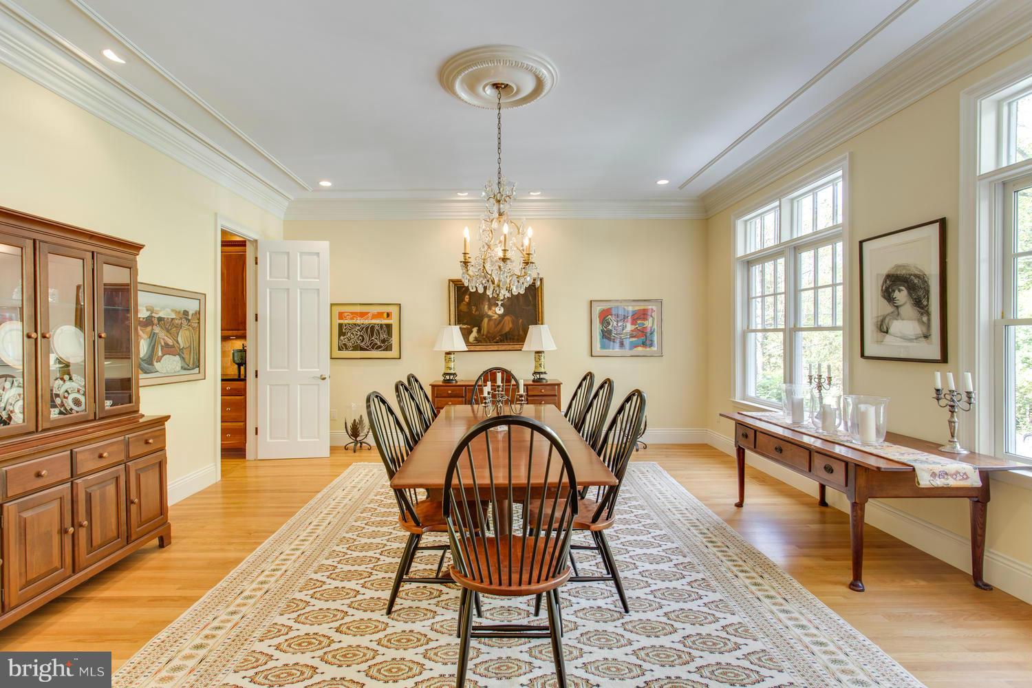 5949 Oakdale Road McLean, VA 22101 - Photo 10 of 30 Dining Room