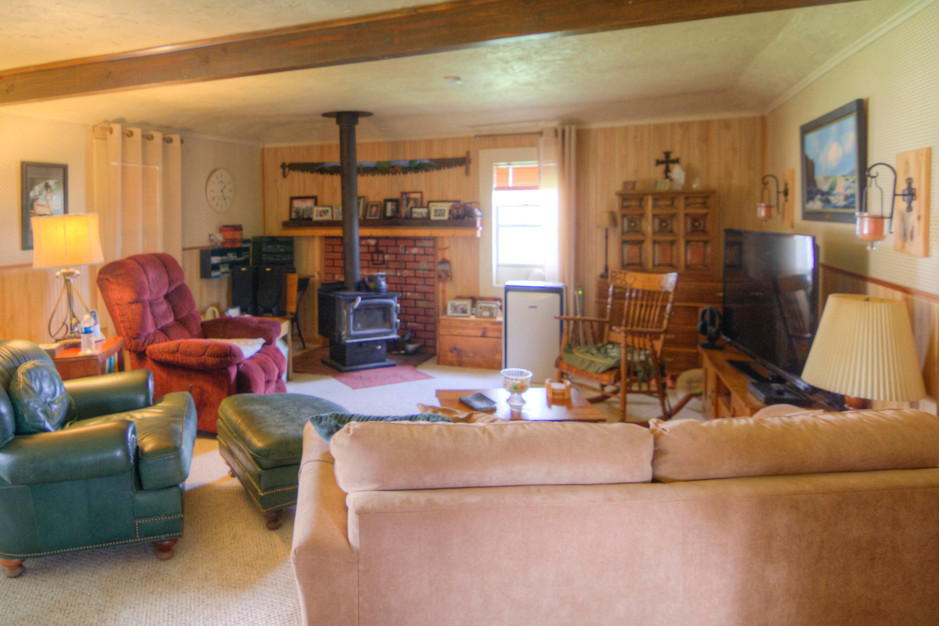 46661 Gerber Road Bonanza, OR 97623 - Photo 8 of 22 8-1