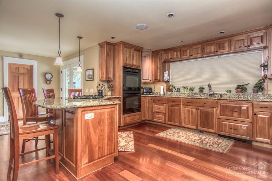 62560 Quail Ridge Road Bend, OR 97701 - Photo 10 of 25 Additional Photo