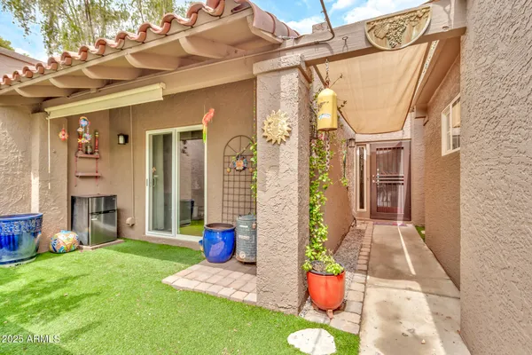 $759,999 | 1124 East Driftwood Drive, Tempe, AZ 85283