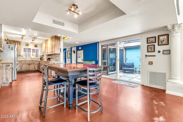 $759,999 | 1124 East Driftwood Drive, Tempe, AZ 85283