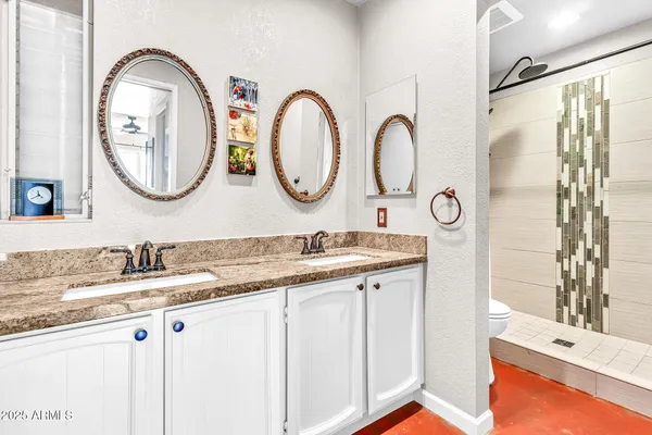 $759,999 | 1124 East Driftwood Drive, Tempe, AZ 85283