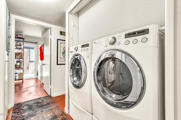 $759,999 | 1124 East Driftwood Drive, Tempe, AZ 85283