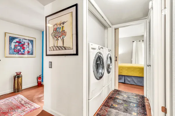 $759,999 | 1124 East Driftwood Drive, Tempe, AZ 85283