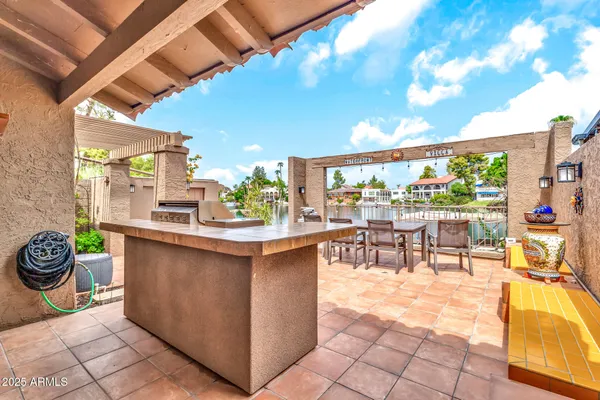 $759,999 | 1124 East Driftwood Drive, Tempe, AZ 85283