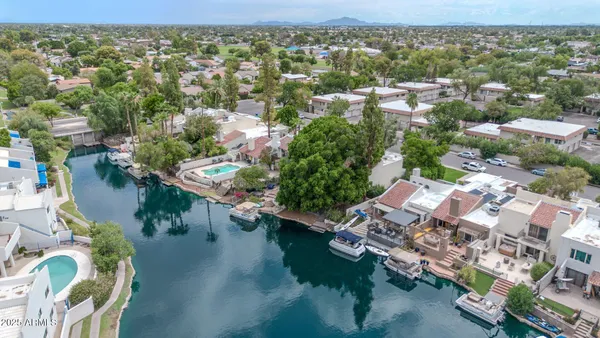 $759,999 | 1124 East Driftwood Drive, Tempe, AZ 85283