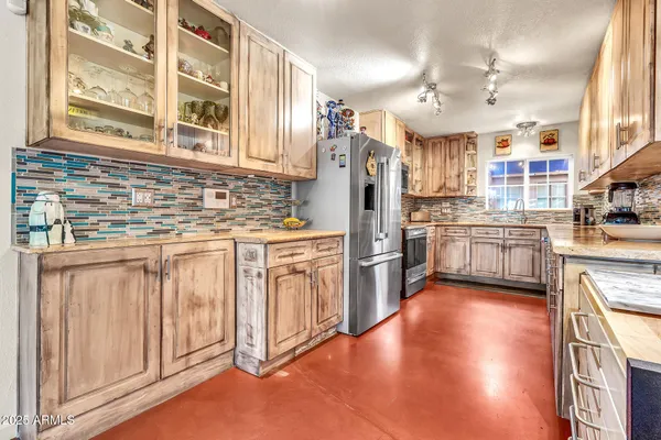 $759,999 | 1124 East Driftwood Drive, Tempe, AZ 85283