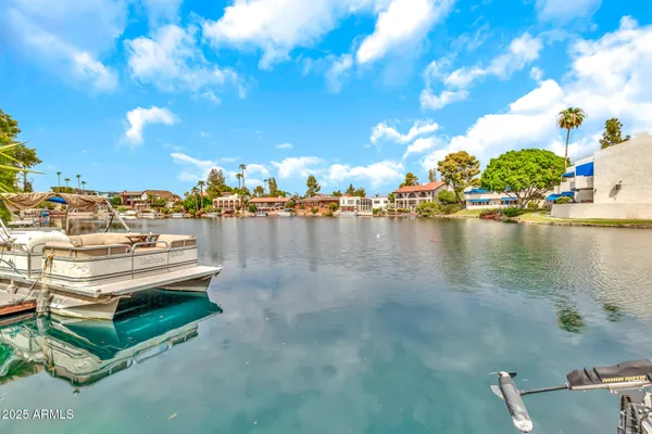 $759,999 | 1124 East Driftwood Drive, Tempe, AZ 85283