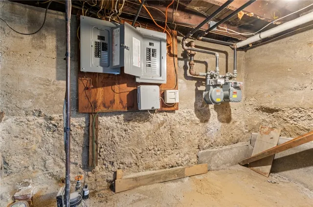 $565,000 | 9 Southern Street, Cranston, RI 02920