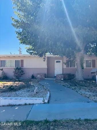 $3,300 | 38650 Yucca Tree Street, Palmdale, CA 93551