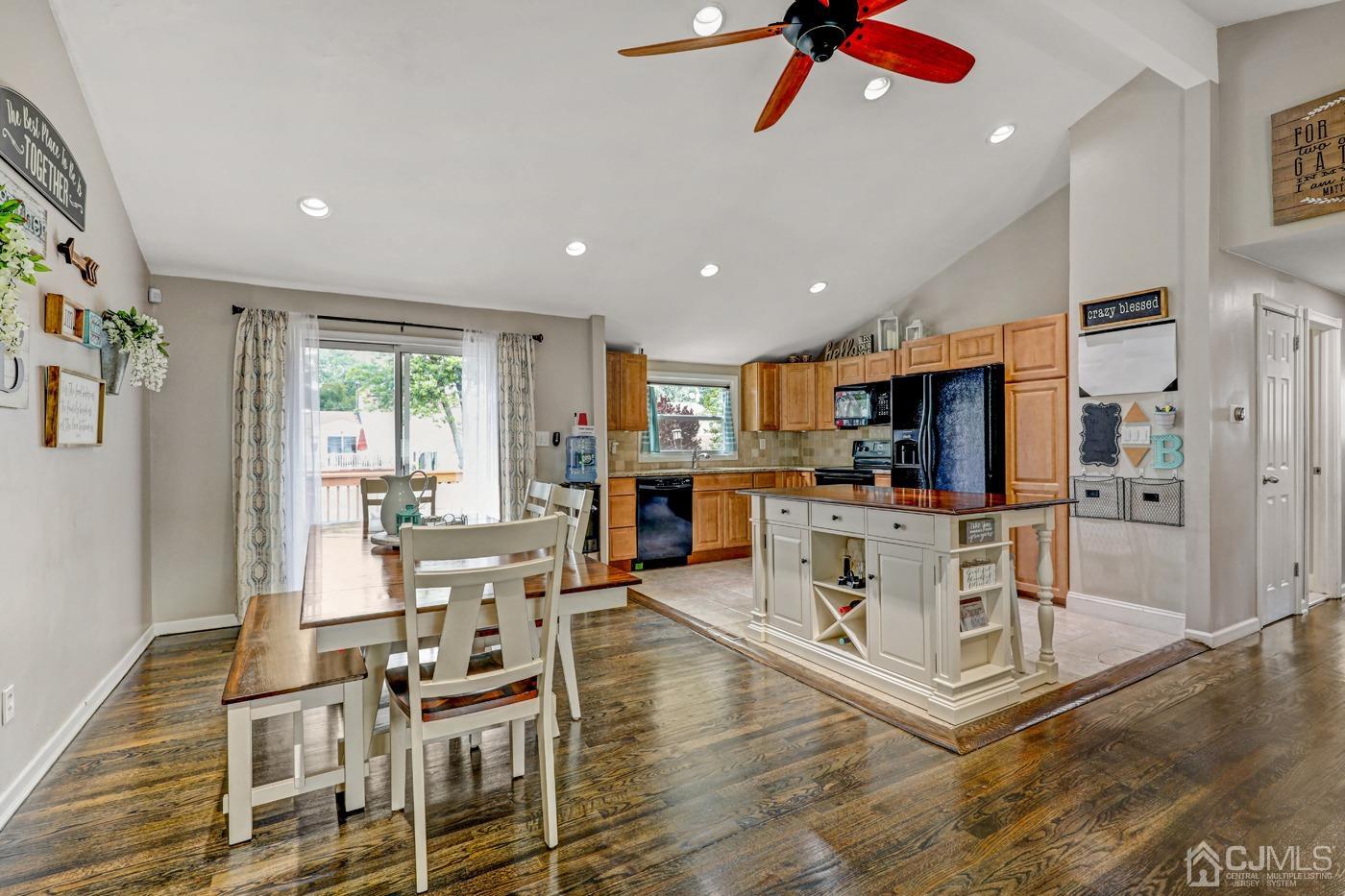 39 Owens Road Old Bridge, NJ 08857 - Photo 6 of 36 Gallery Image 6