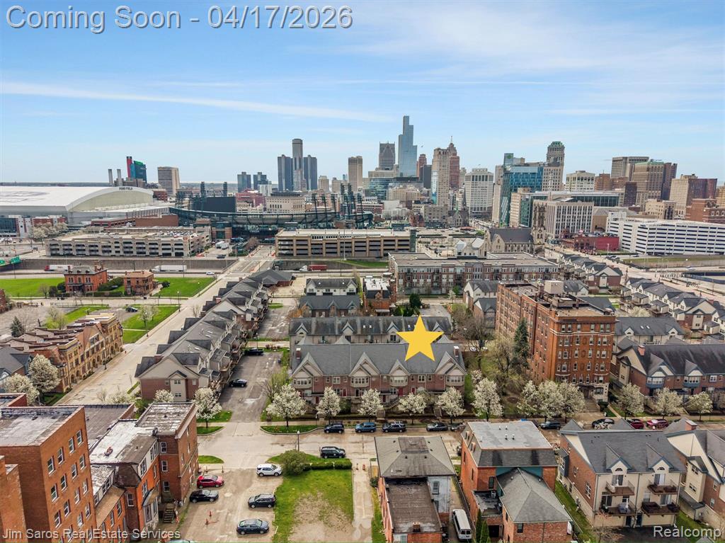 86 Adelaide Street Detroit, MI 48201 - Photo 1 of 45