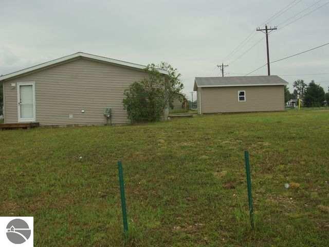 1783 Sawyer Road Traverse City, MI 49685 - Photo 8 of 8 1695140-7.JPG