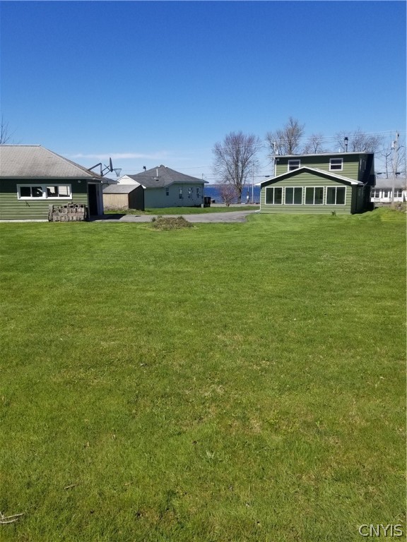 7134 Lakeshore Road Cicero, NY 13039 - Photo 12 of 40