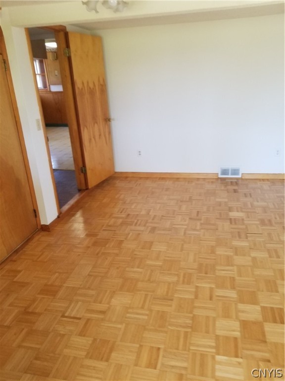 7134 Lakeshore Road Cicero, NY 13039 - Photo 25 of 40